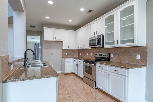 Building Photo - 4905 Carrotwood Dr