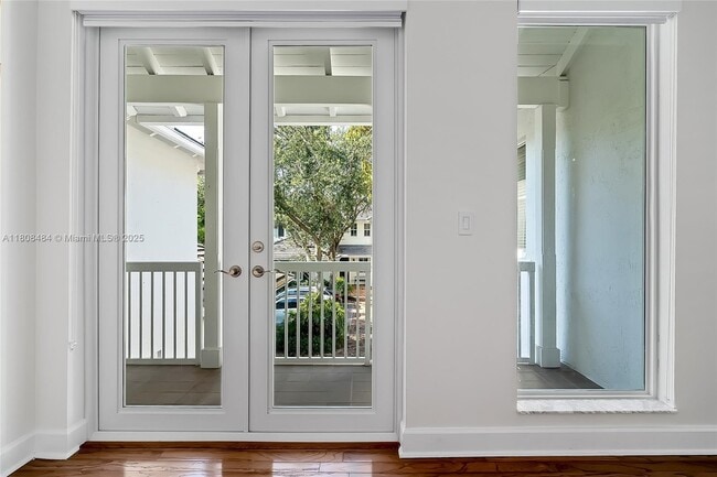 Building Photo - 5701 SW 85th St