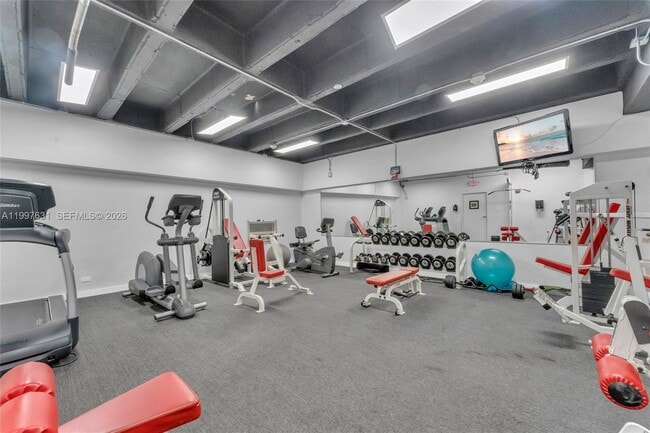 Building Photo - 700 Biltmore Way