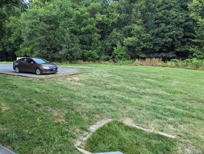 Building Photo - Spacious 3 Bedroom House Available Now!