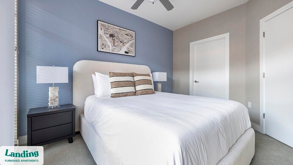 Building Photo - 1000 S Broadway