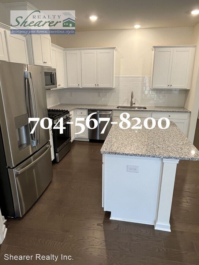 Building Photo - 3 br, 2.5 bath House - 2869 Yeager Drive