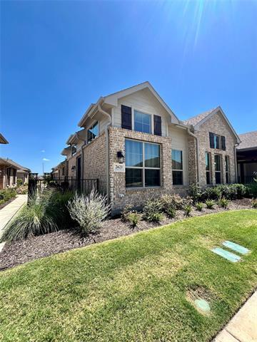 Building Photo - 2621 Chablis Dr