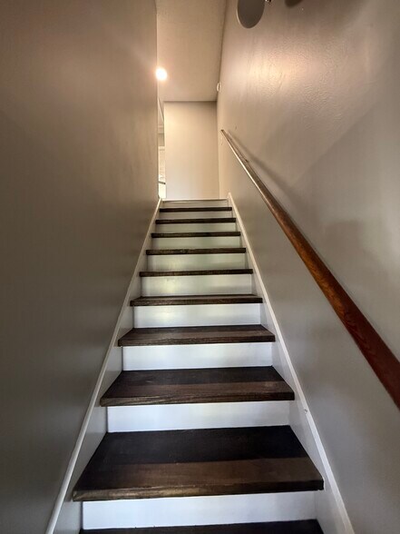 Building Photo - 7801 3rd Ave S