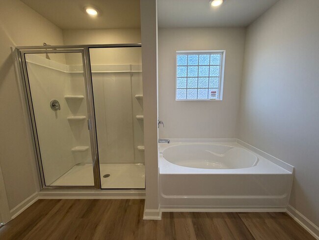 Building Photo - Brand New 5/3 House in Armuchee- $2,195