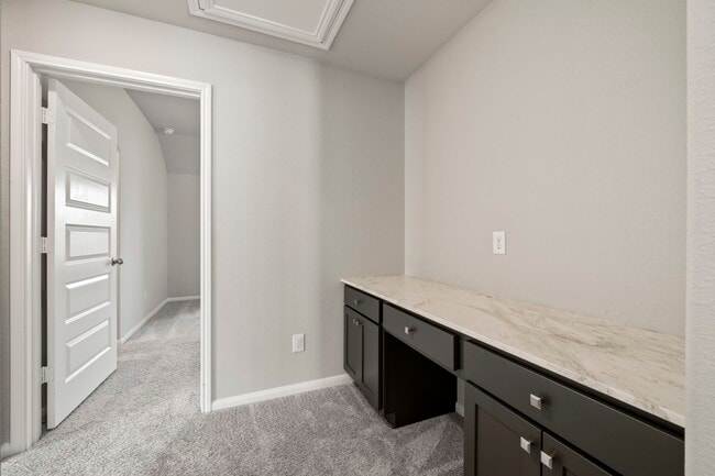 Building Photo - 3938 Avalon Ridge Dr