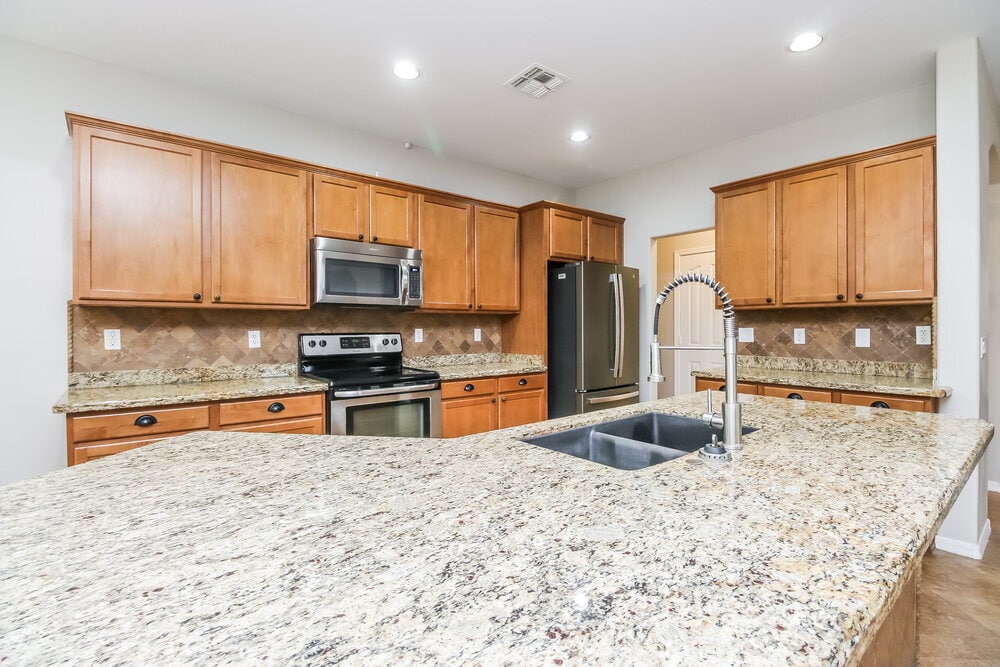 Building Photo - 5480 S Scott Pl