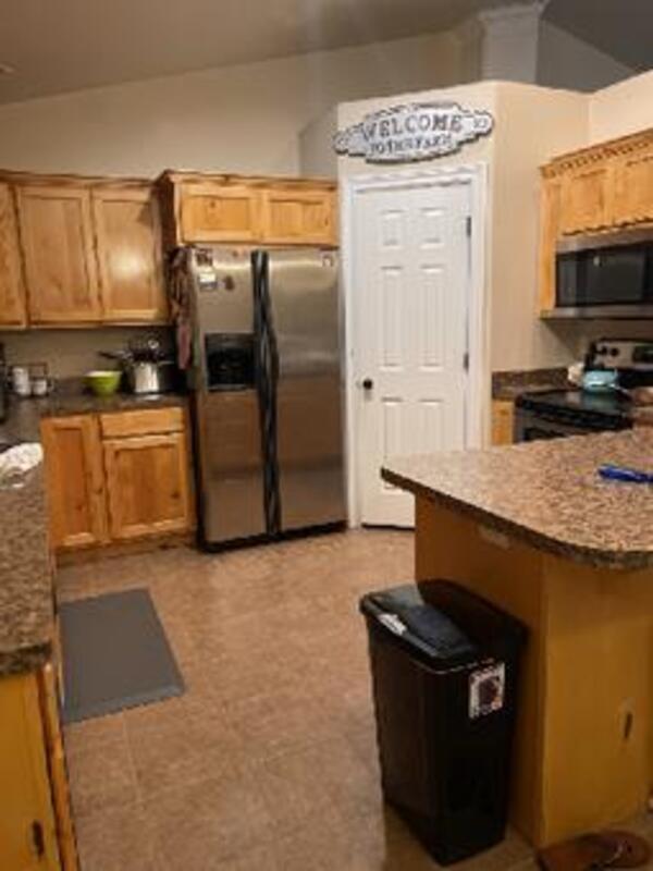 Building Photo - 517 N 2650 W