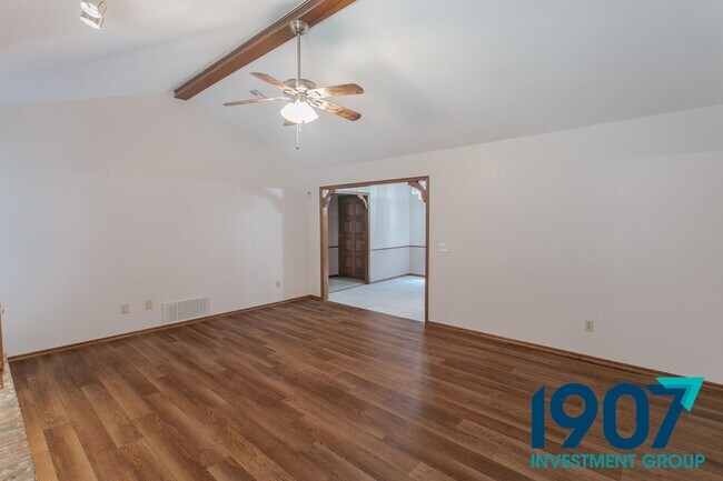 Building Photo - 1213 SW 133rd St