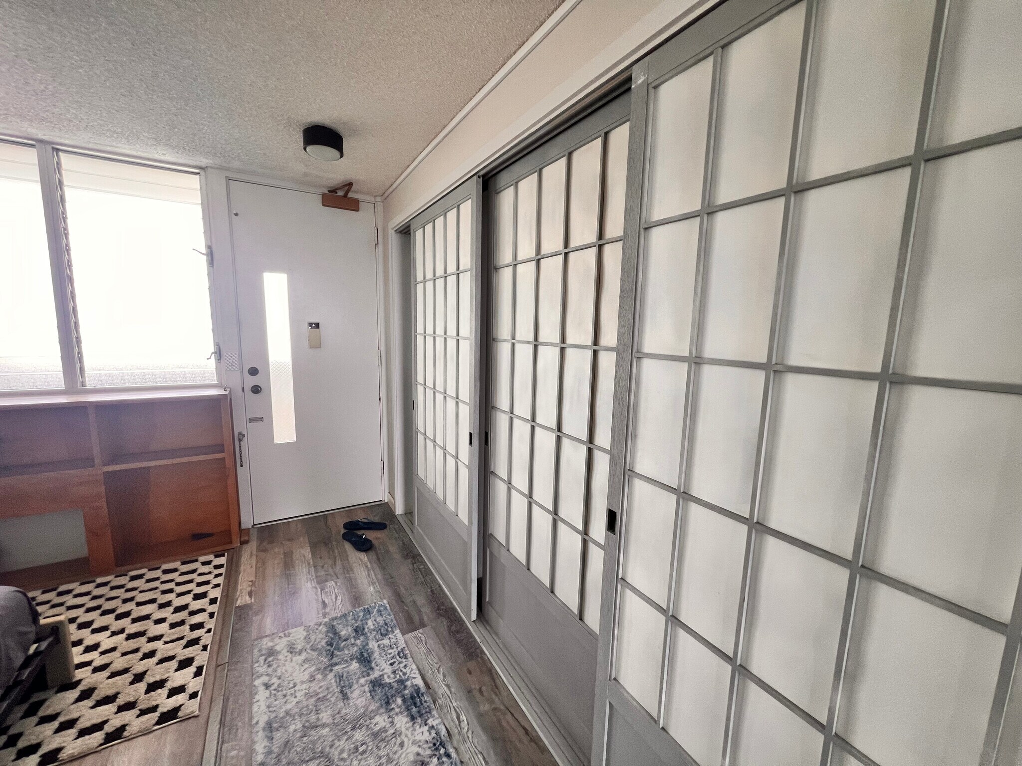 Building Photo - 1212 Punahou St