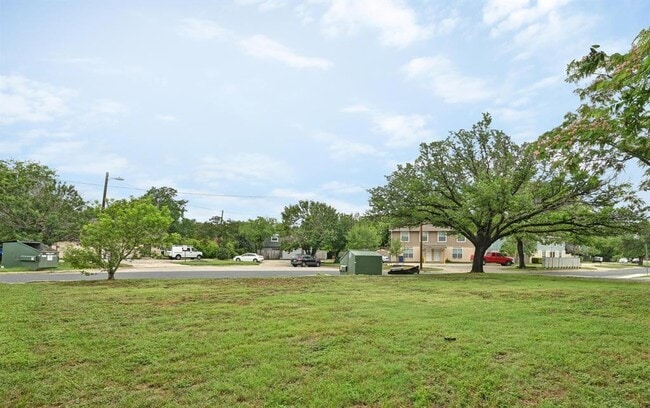 Building Photo - 5000 West Gate Blvd