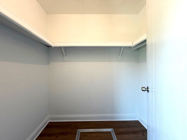 Building Photo - 346 Danbury Dr