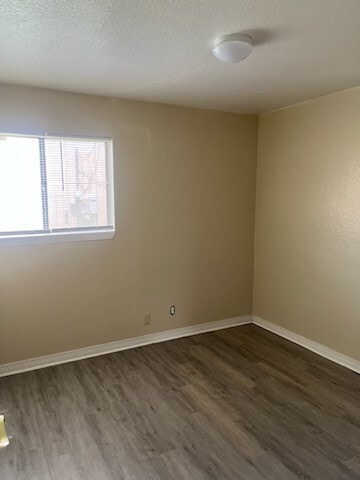 Building Photo - 308 Trinlady Pk Rd