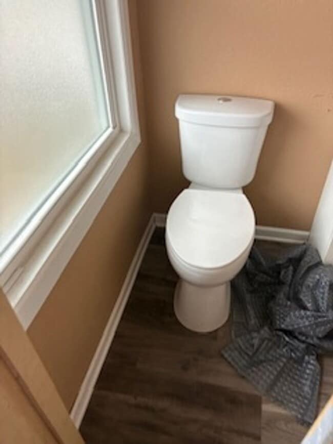 Building Photo - 303 Franklin St