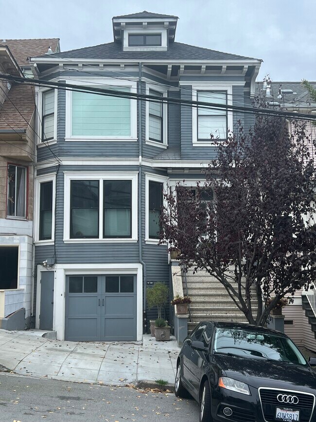 front of building - 254 A Missouri St