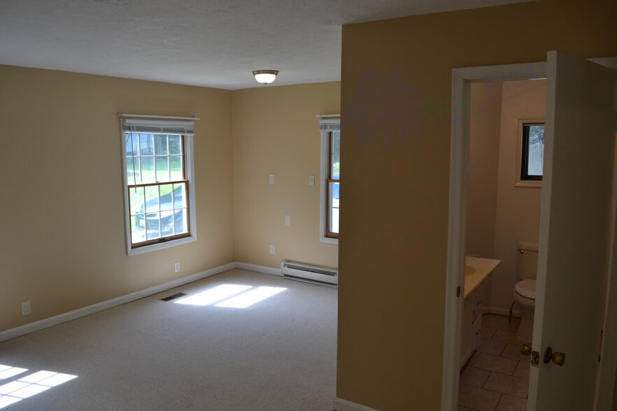 Building Photo - 20901 Hermanville Rd