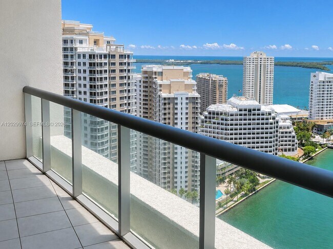 Building Photo - 475 Brickell Ave