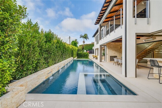 Building Photo - 427 Santa Ana Ave