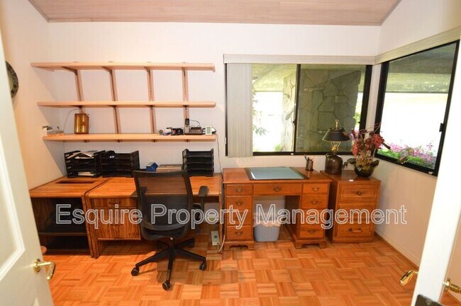 Building Photo - 31 Alviso Dr