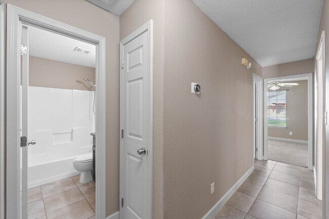 Building Photo - 7968 Lola Cir