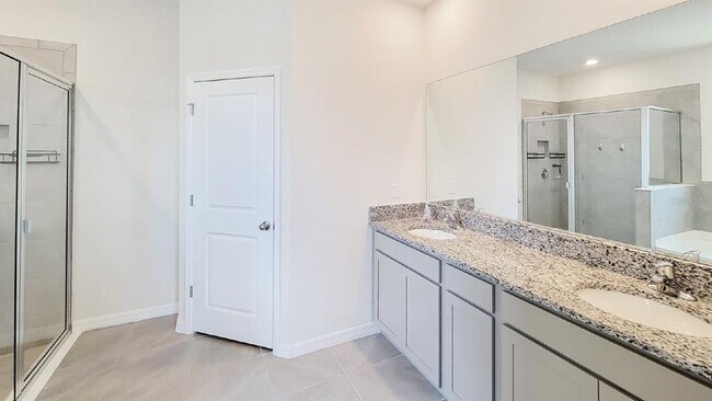 Building Photo - 10508 Chippewa Dr