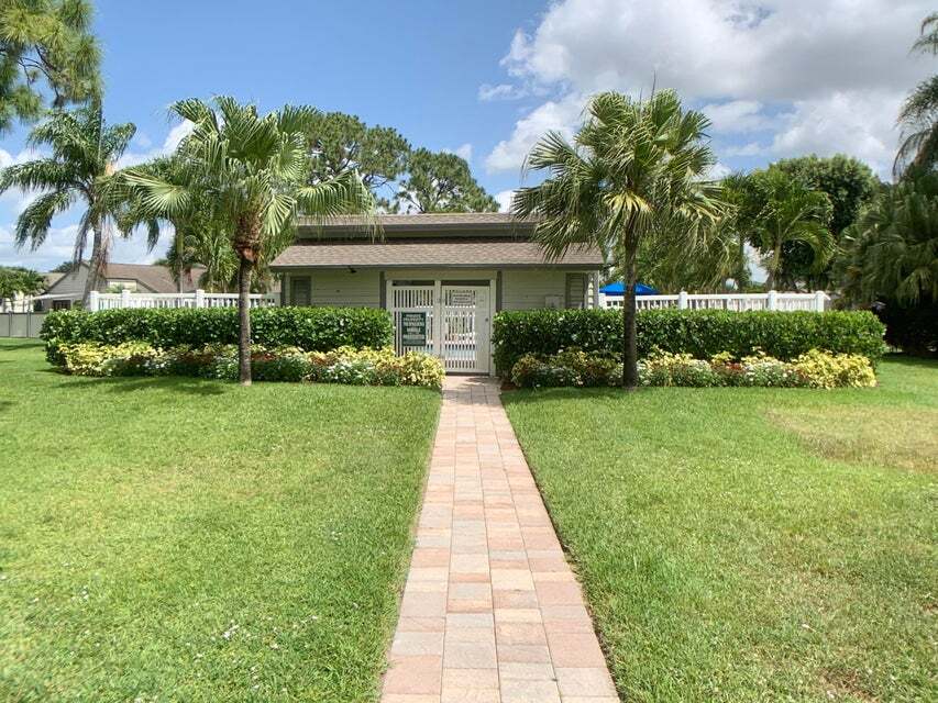 Building Photo - 13348 Bedford Mews Ct