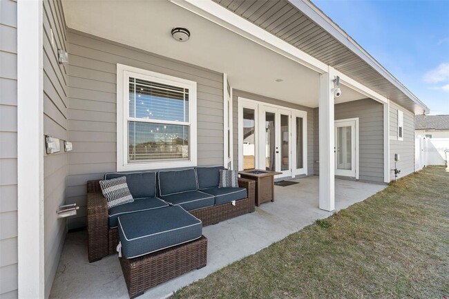 Building Photo - 24784 SW 21st Ln