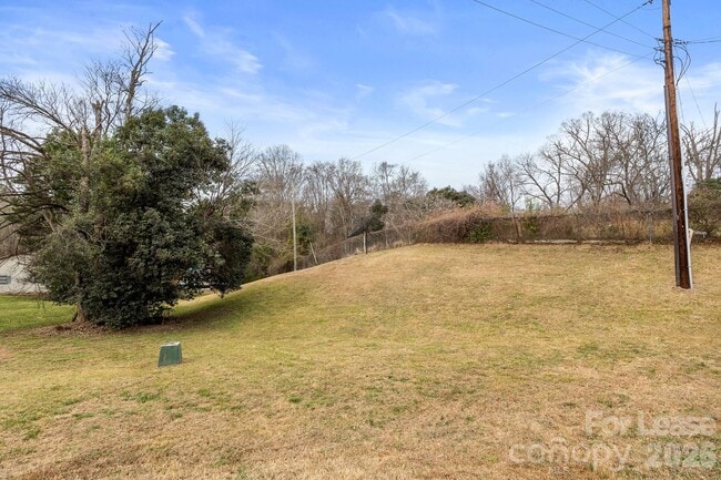 Building Photo - 11805 Harrisburg Rd