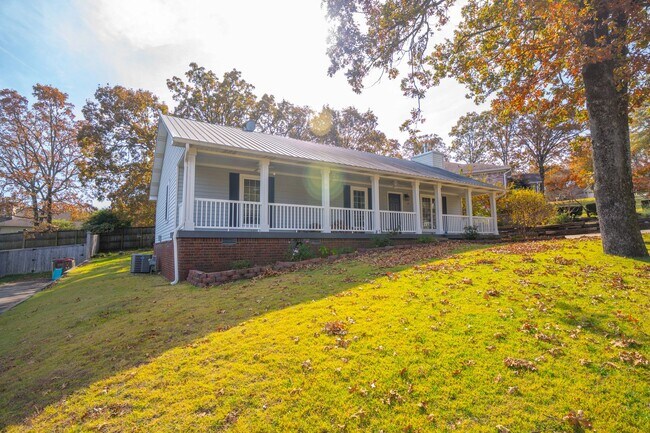 Building Photo - Adorable 3 Bedroom Sherwood Home