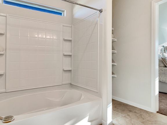 Building Photo - 6360 Porthole Ln