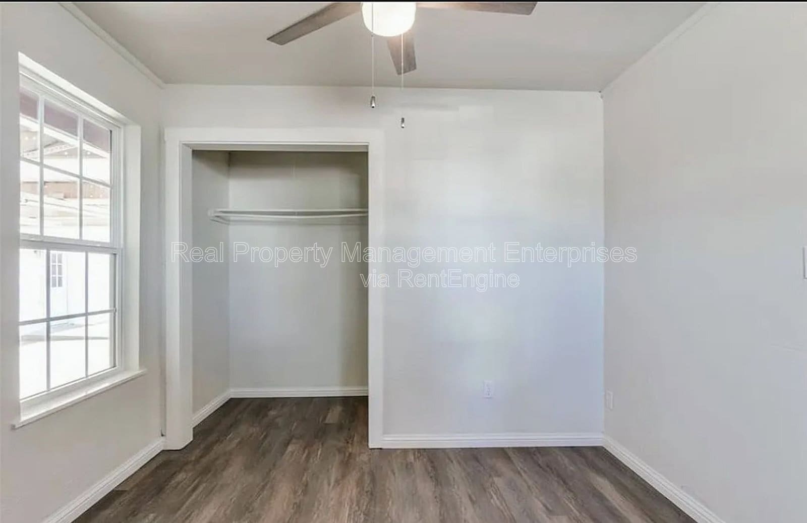Building Photo - 230 SE 50th St