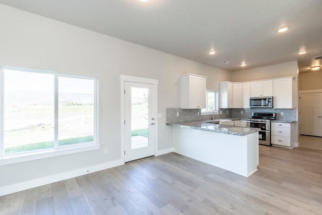 Building Photo - Heber Home in Brookside