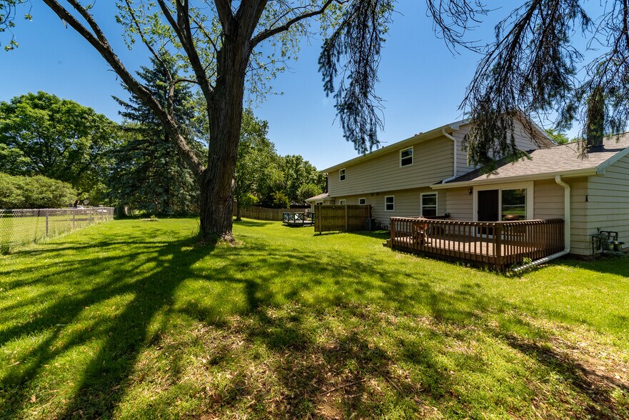 Building Photo - 5310 Trafalger Pl