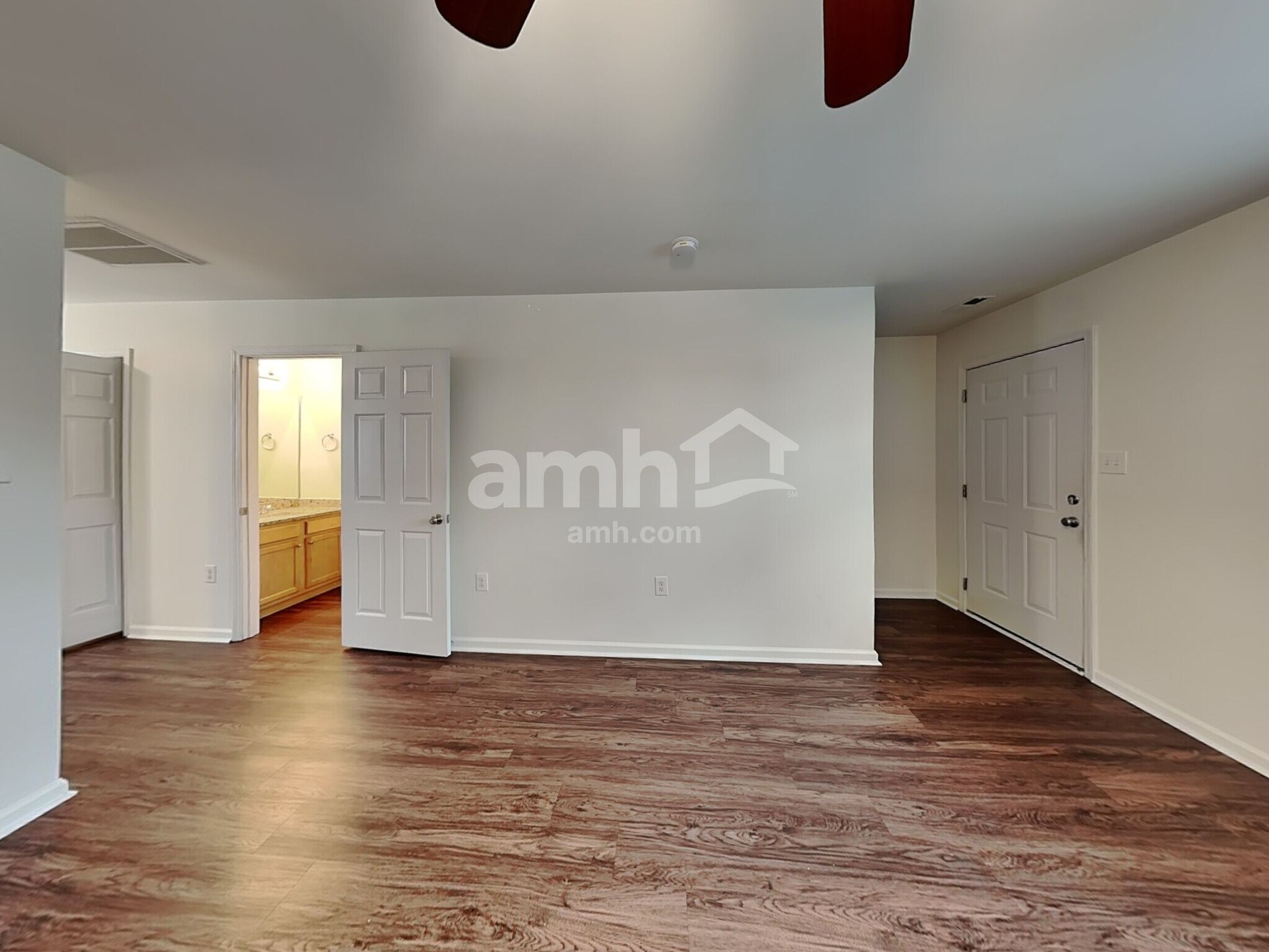 Building Photo - 51 Wolf Creek Ln