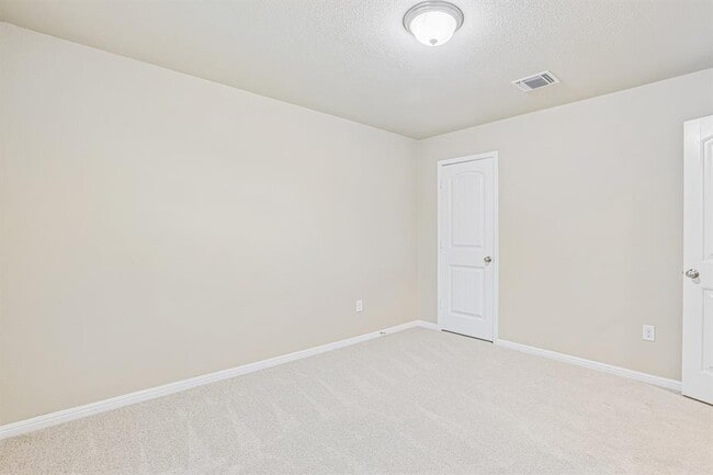 Building Photo - 10604 Menominee Falls Ln
