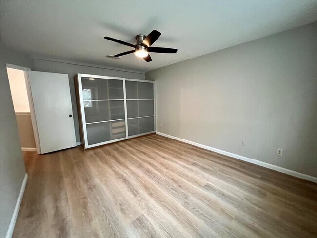 Building Photo - 7704 Palacios Dr