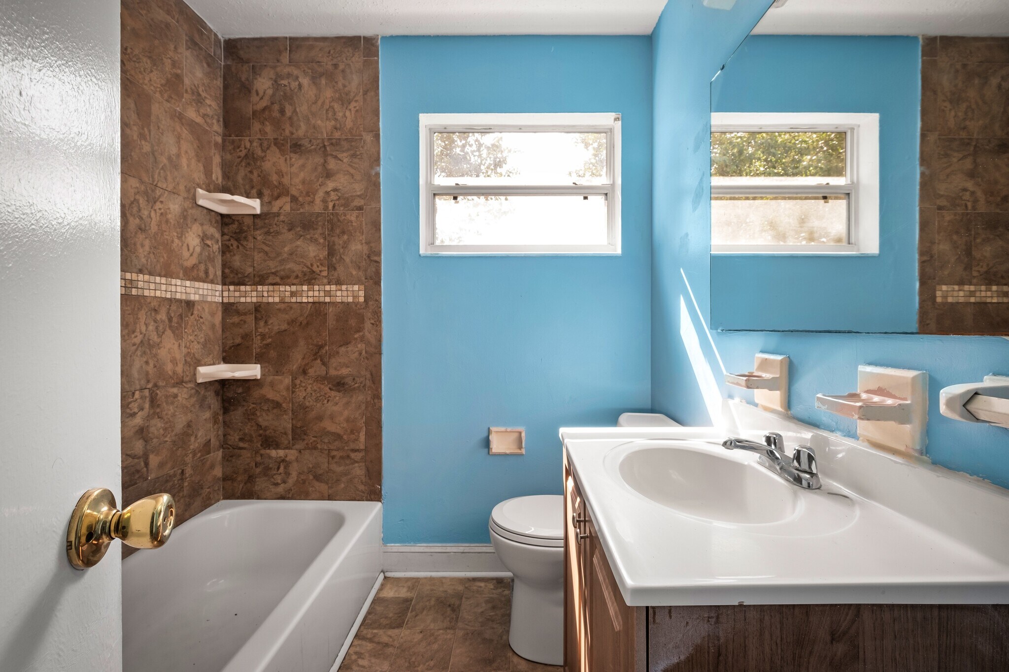 Building Photo - 2854 Rogero Rd