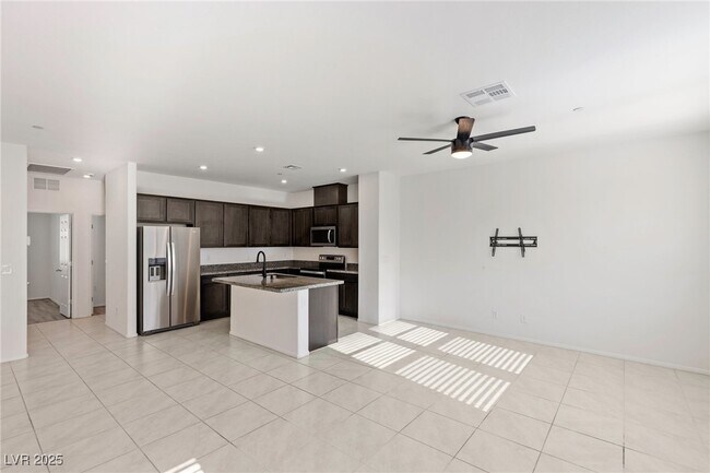 Building Photo - 6227 Runestone St