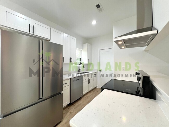 Building Photo - 1510 Noble Ave