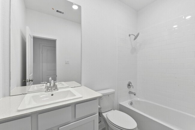 Building Photo - 2934 Palm Branch Dr
