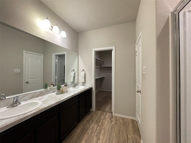 Building Photo - 20919 Corisande St