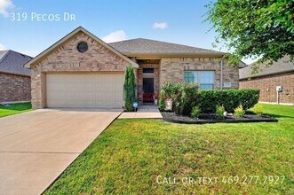 Building Photo - 319 Pecos Dr