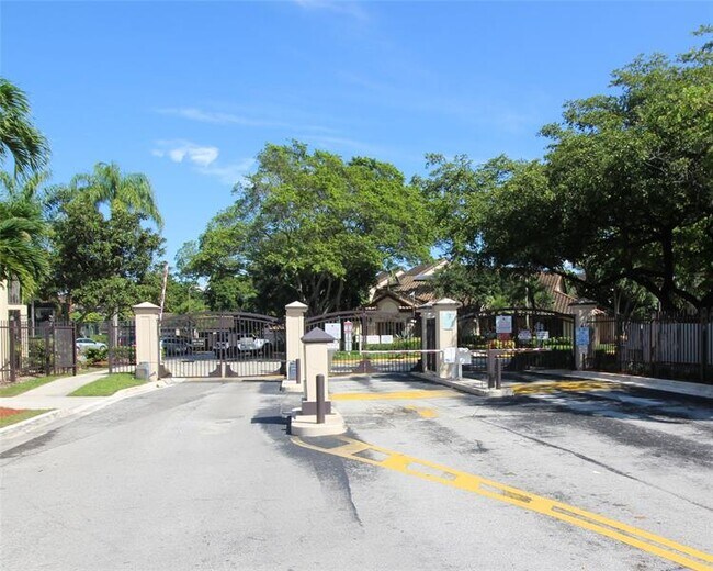 Building Photo - 4481 W McNab Rd