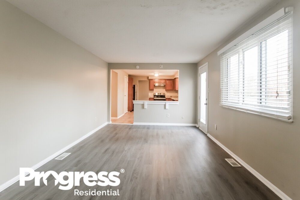 Building Photo - 8931 Squire Ct