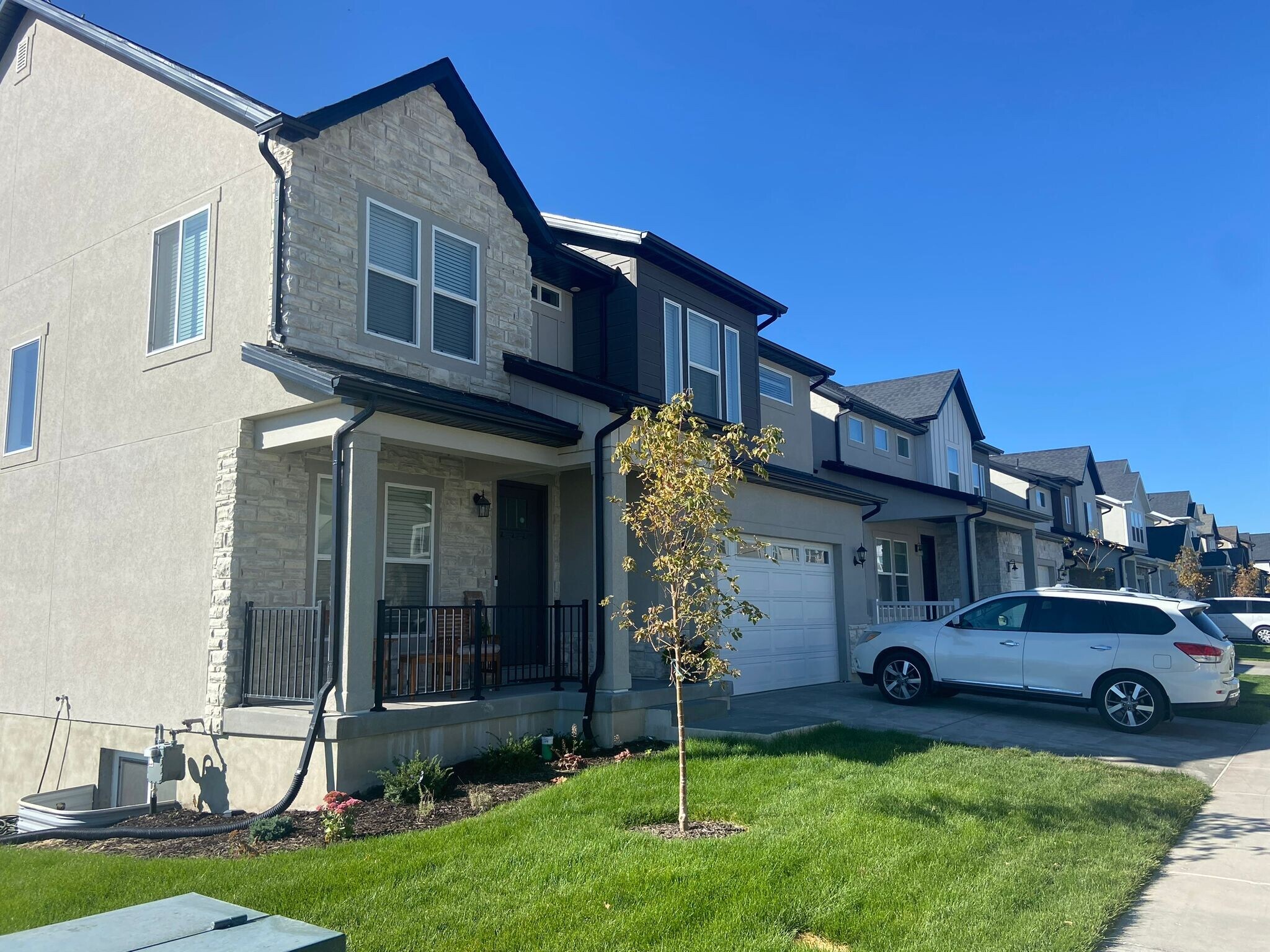 Building Photo - 1307 W Quailhill Rd