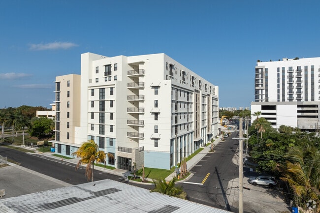 75 Park Ave W Dania Beach, FL 33004 - City Place Apartments