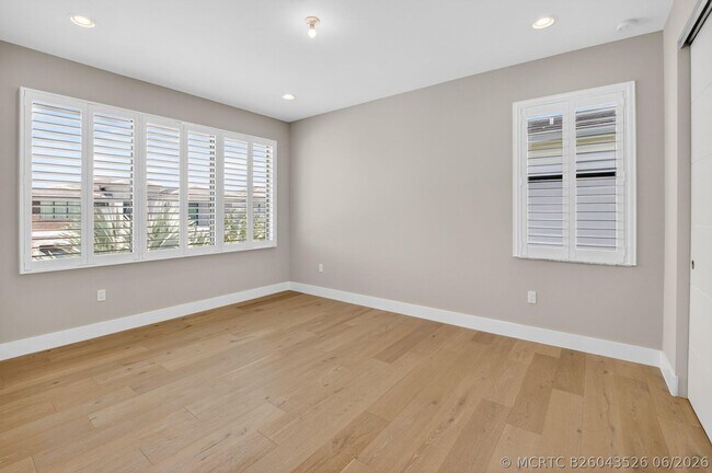 Building Photo - 17089 Rainbow Fls Trl