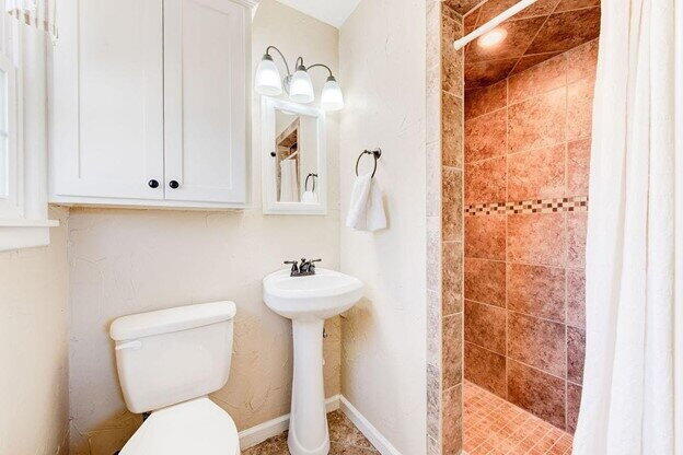 Building Photo - 3815 41st St