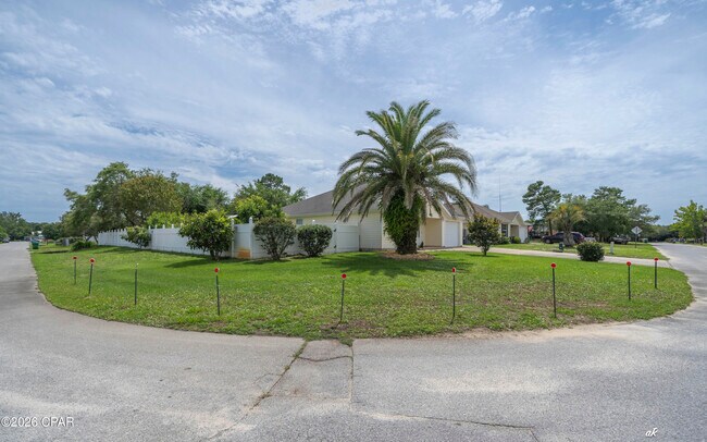 Building Photo - 420 Water Oak Cir
