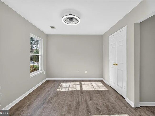 Building Photo - 22989 Whitehall Terrace